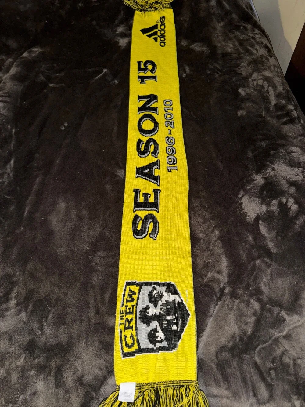 Columbus Crew MLS Cup 2010 Scarf Yellow Black Acrylic Soccer Fan
